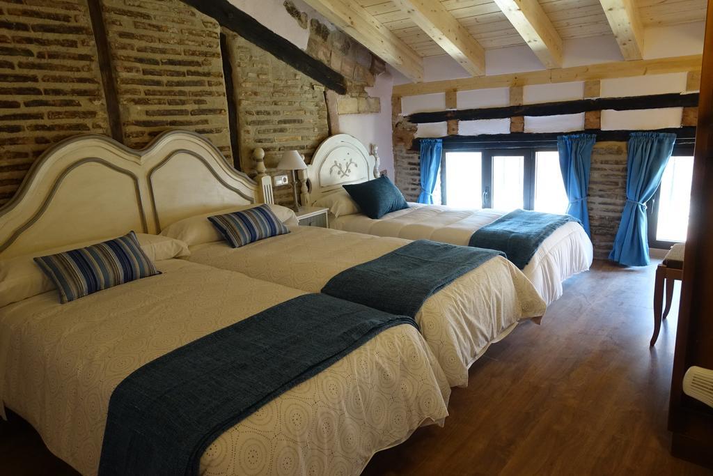 Apartamentos La Dama Azul Ágreda Habitación foto